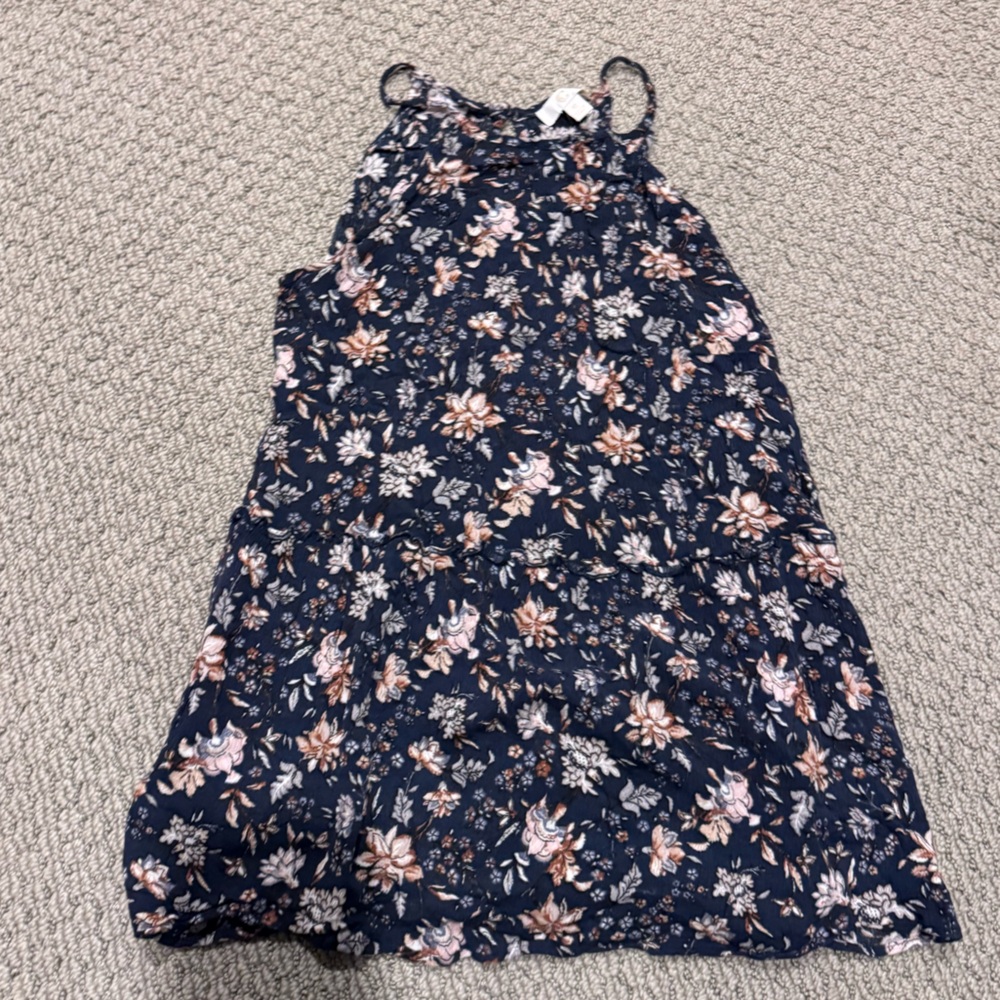 Charming Charlie Floral Navy Blue Women's top